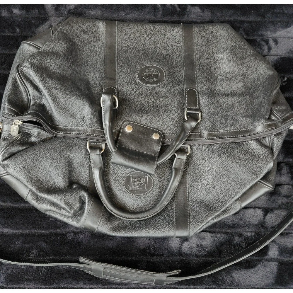ROOTS HD CANADA LEATHER BLACK DUFFLE WEEKENDER TRAVEL BAG 20th Century Fox